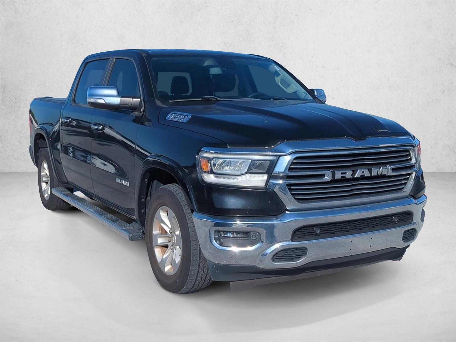 2019 Ram 1500 Laramie photo 3