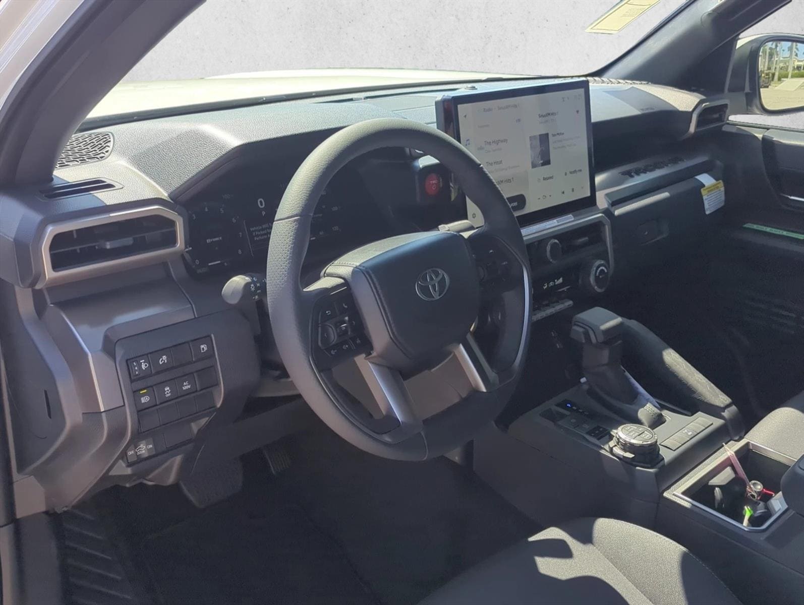 2025 Toyota Tacoma TRD Off Road - Photo 13