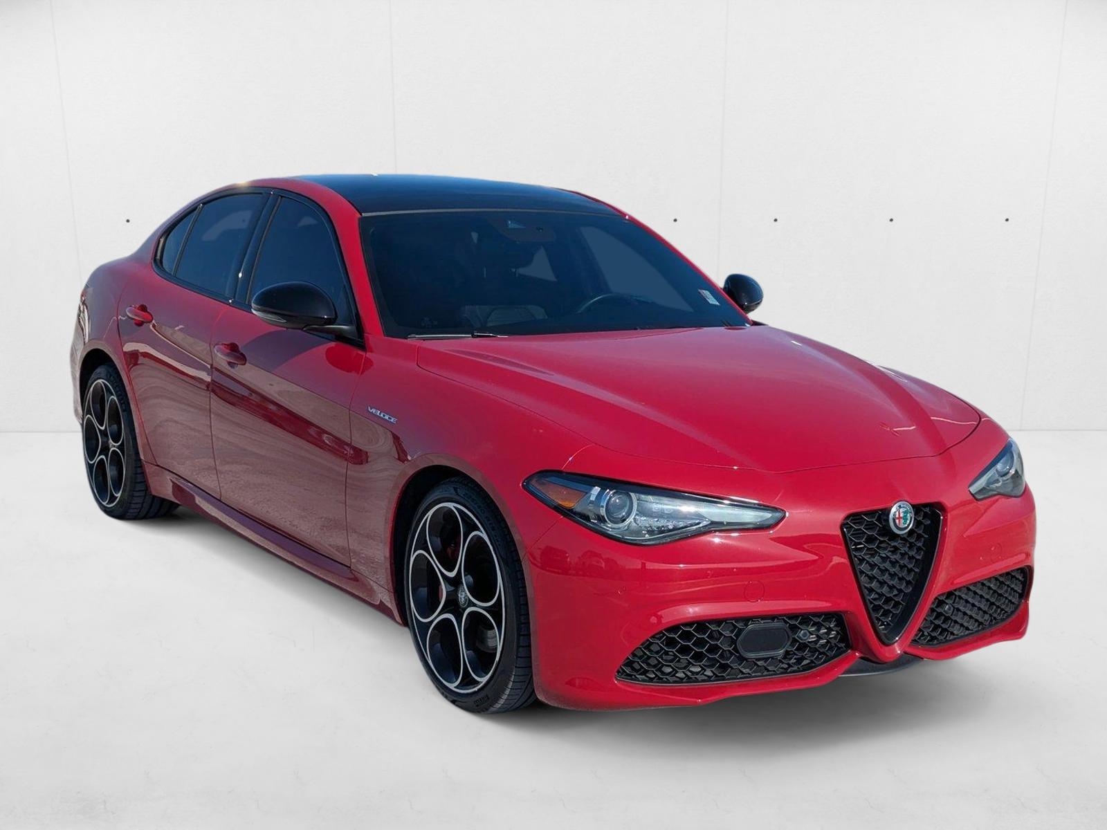 2023 Alfa Romeo Giulia Ti photo 3