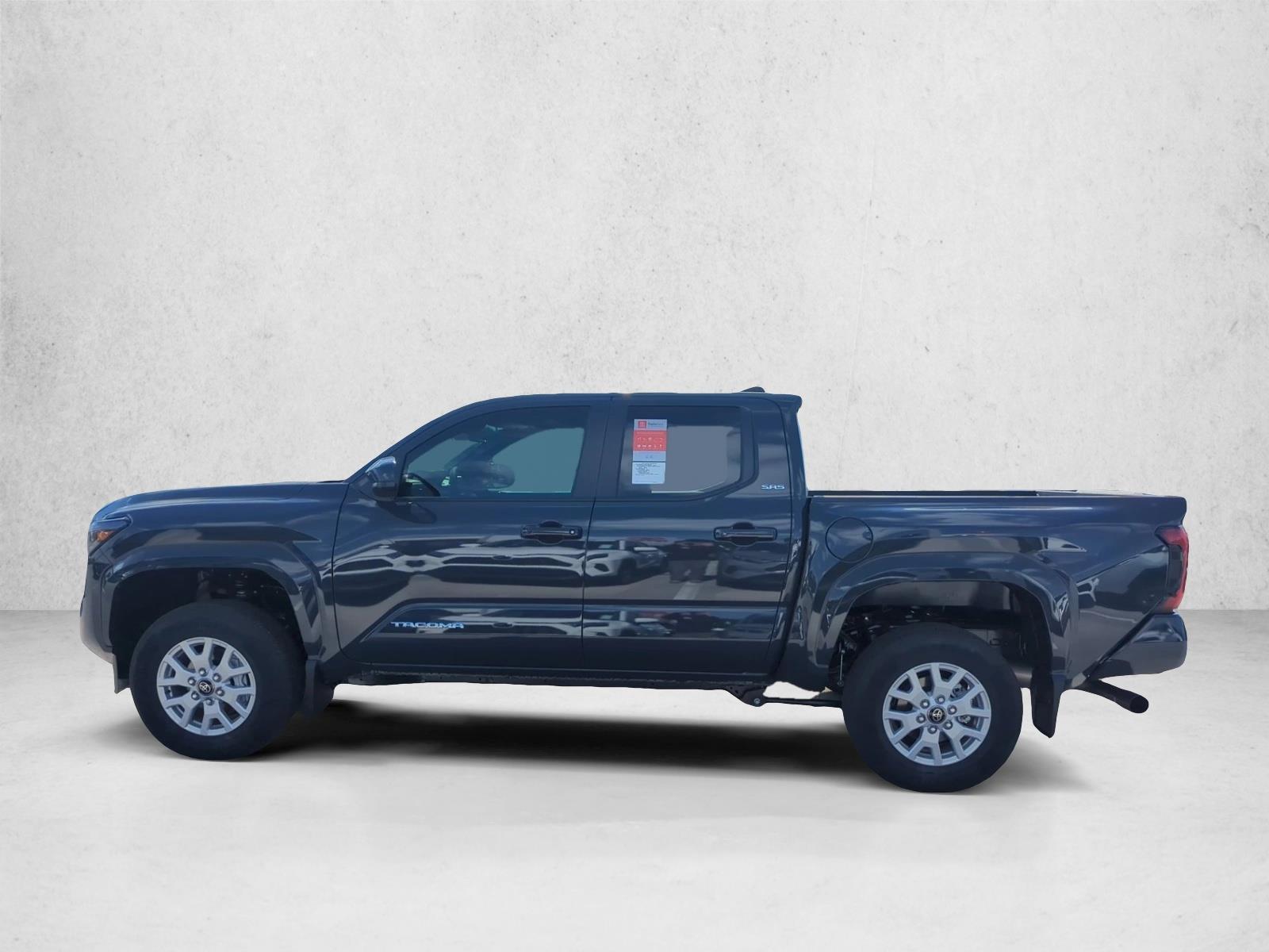 2025 Toyota Tacoma SR5 - Photo 8