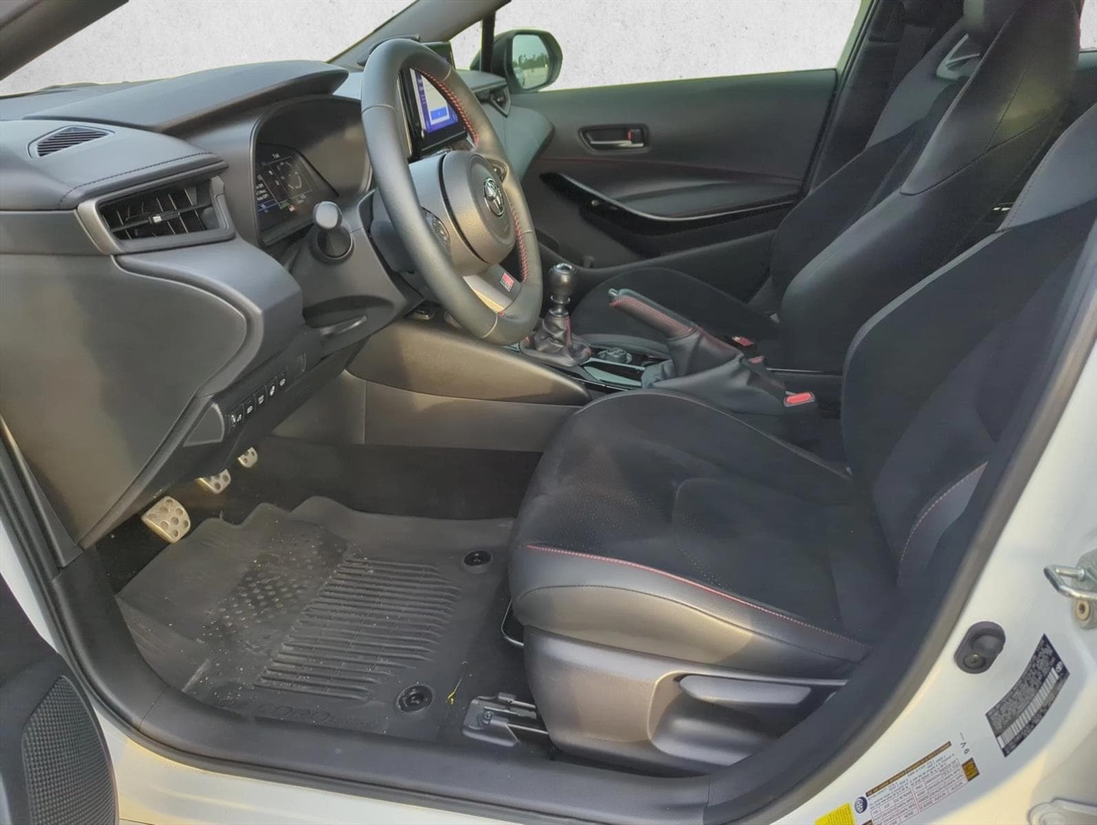 2025 Toyota GR Corolla Premium Plus - Photo 11