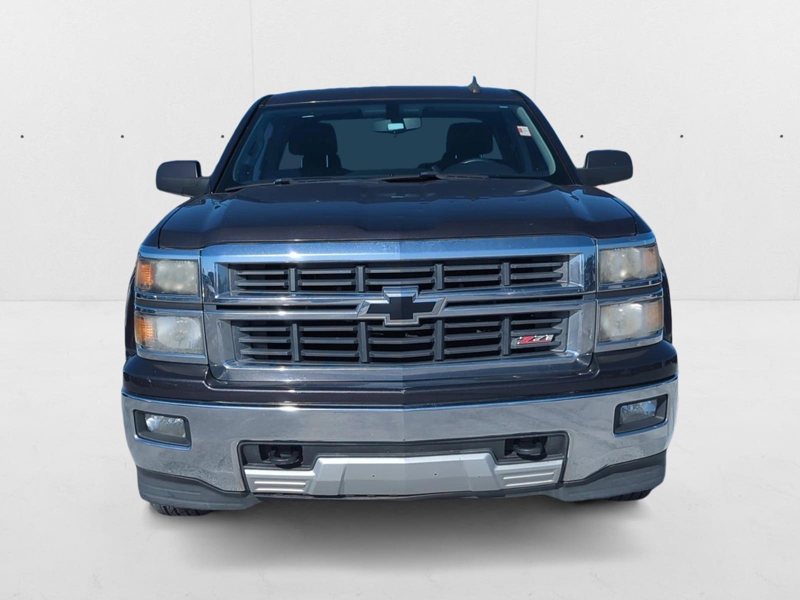 2015 Chevrolet Silverado 1500 LT Z71 photo 2