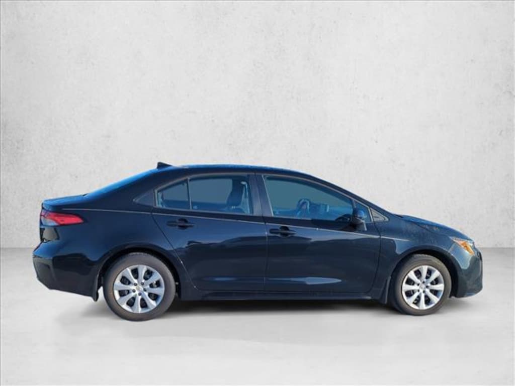 Certified 2022 Toyota Corolla LE Sedan