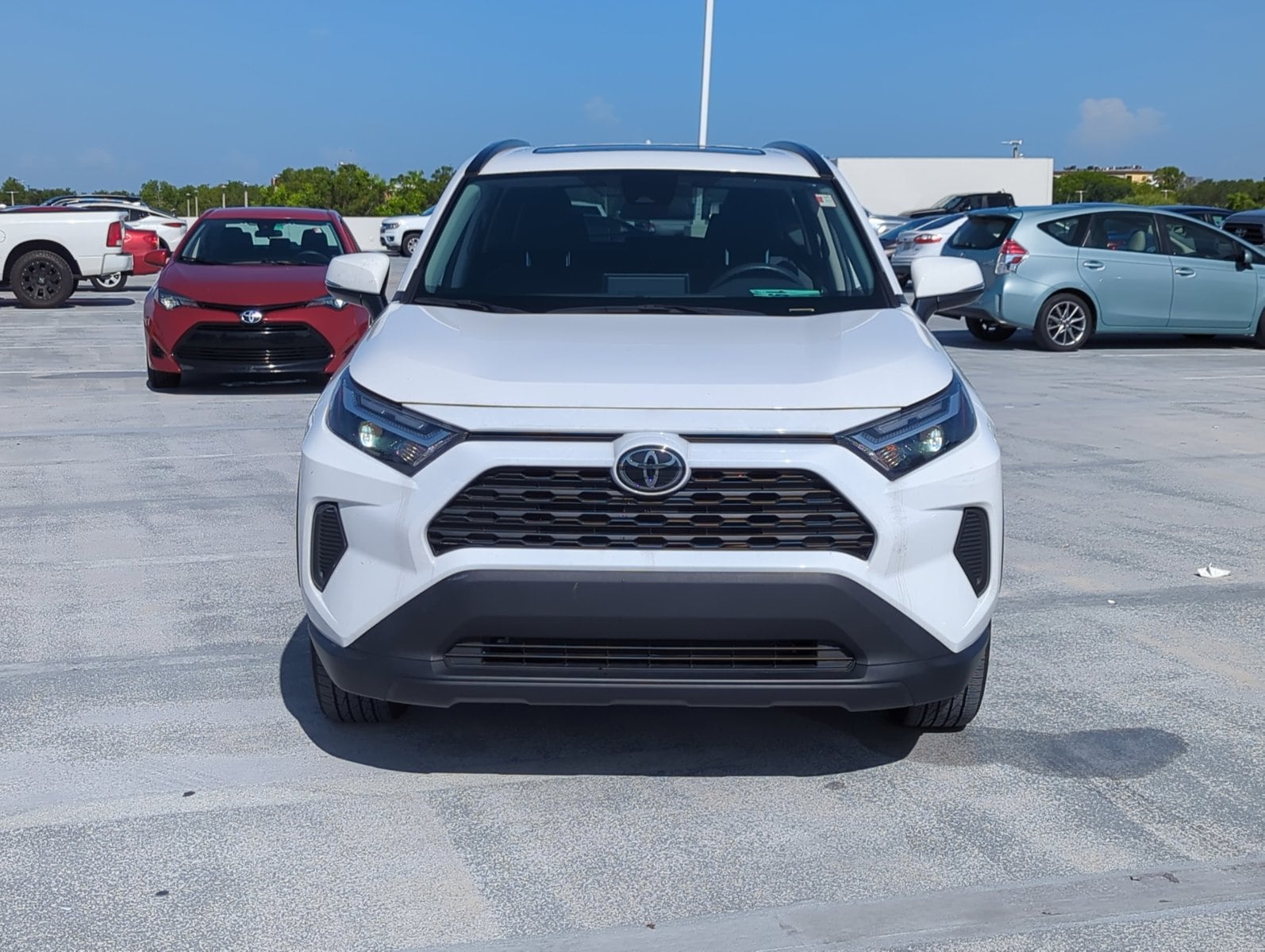 Certified 2024 Toyota RAV4 XLE with VIN 2T3W1RFV2RW347028 for sale in Kansas City