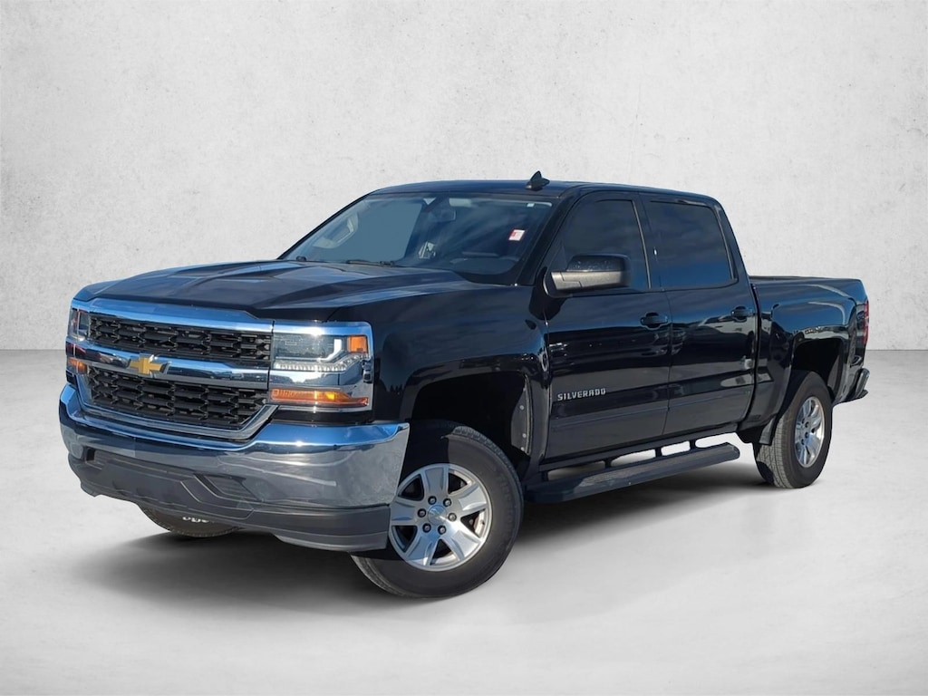 Used 2018 Chevrolet Silverado 1500 LT w/1LT Truck Crew Cab