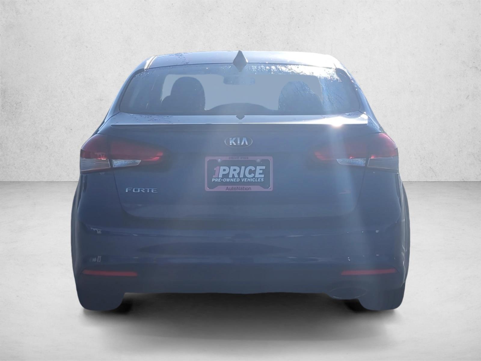 2018 Kia Forte S photo 4