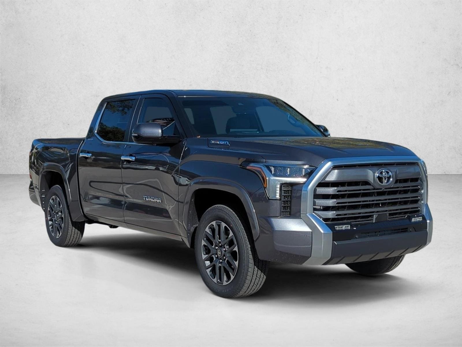 2025 Toyota Tundra Limited - Photo 7