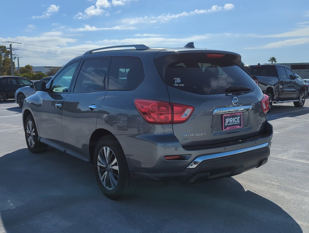 Used 2020 Nissan Pathfinder SL SUV
