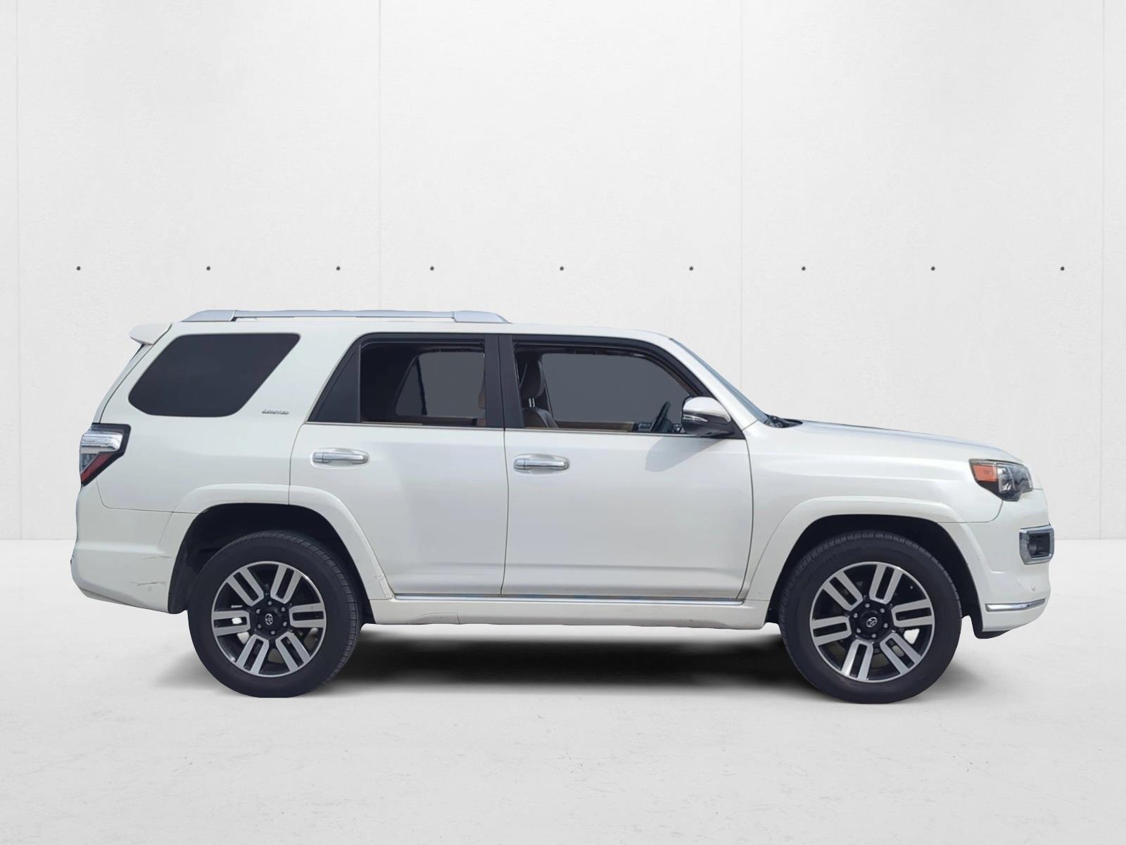2018 Toyota 4Runner Limited photo 4