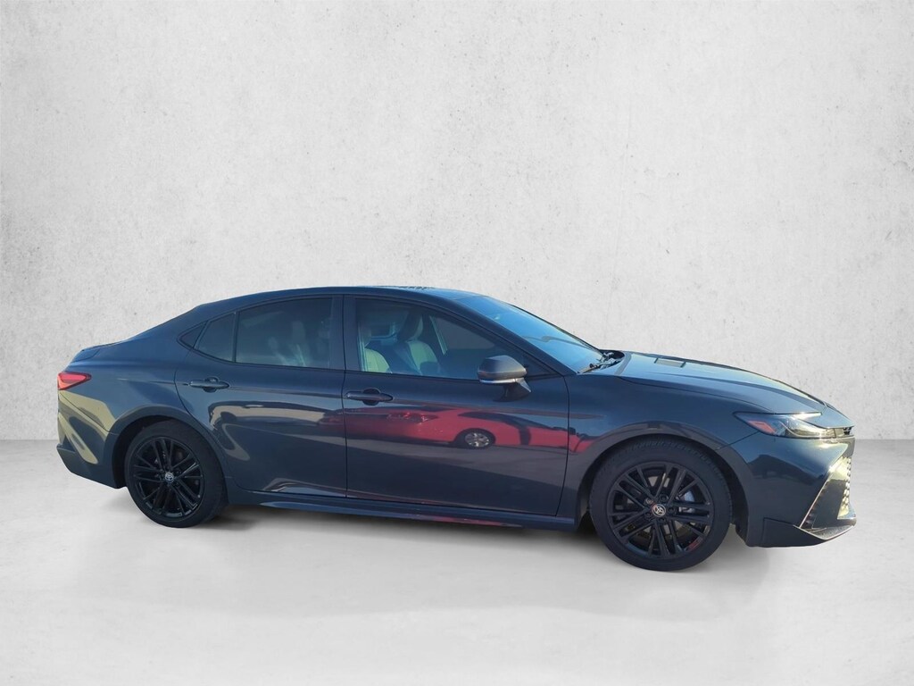 Used 2025 Toyota Camry SE Sedan