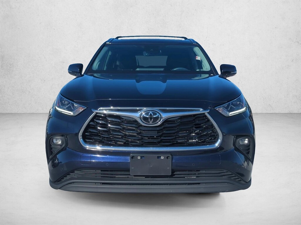 Used 2023 Toyota Highlander Limited SUV