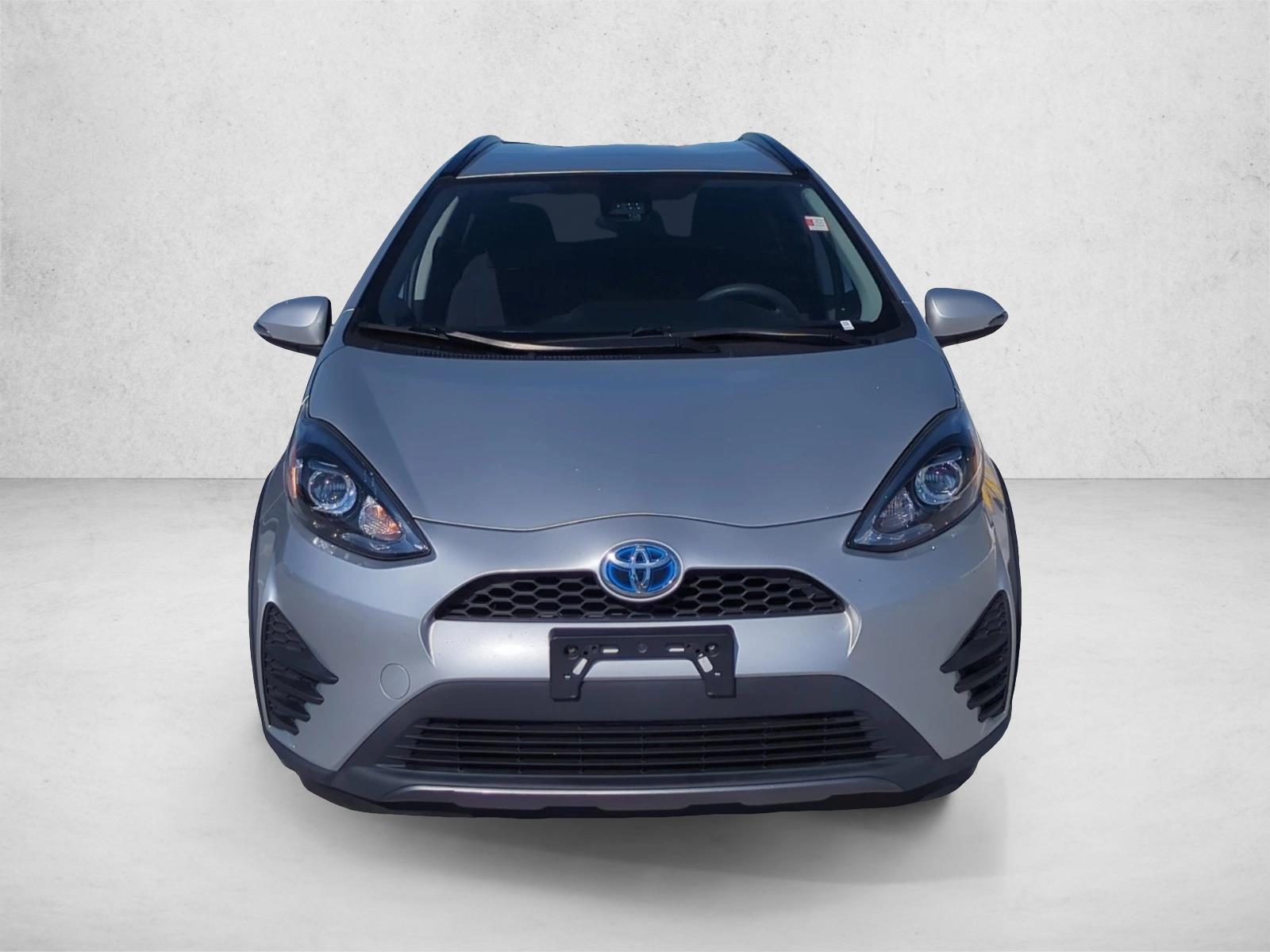 2018 Toyota Prius C Two photo 2