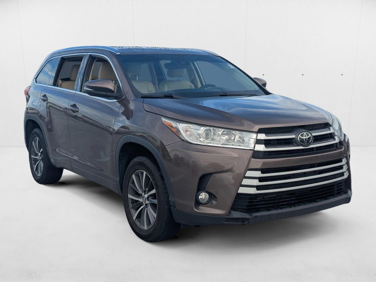 2018 Toyota Highlander XLE photo 3