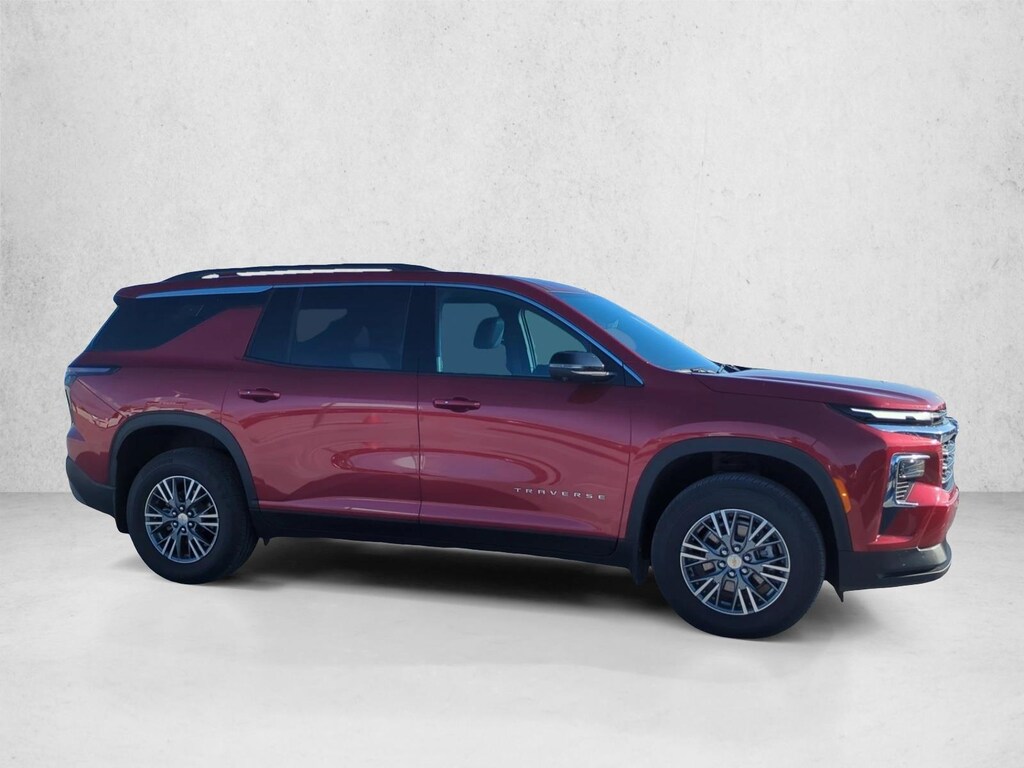 Used 2026 Chevrolet Traverse LT SUV