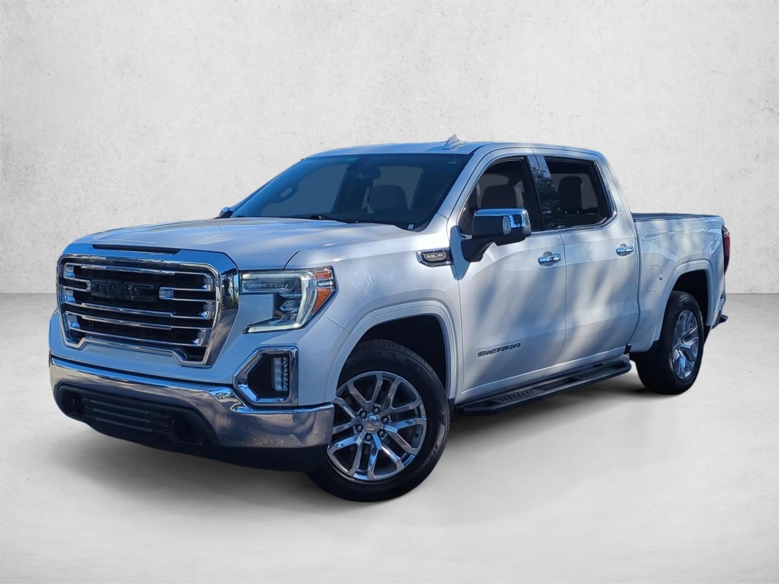 2021 GMC Sierra SLT's photo