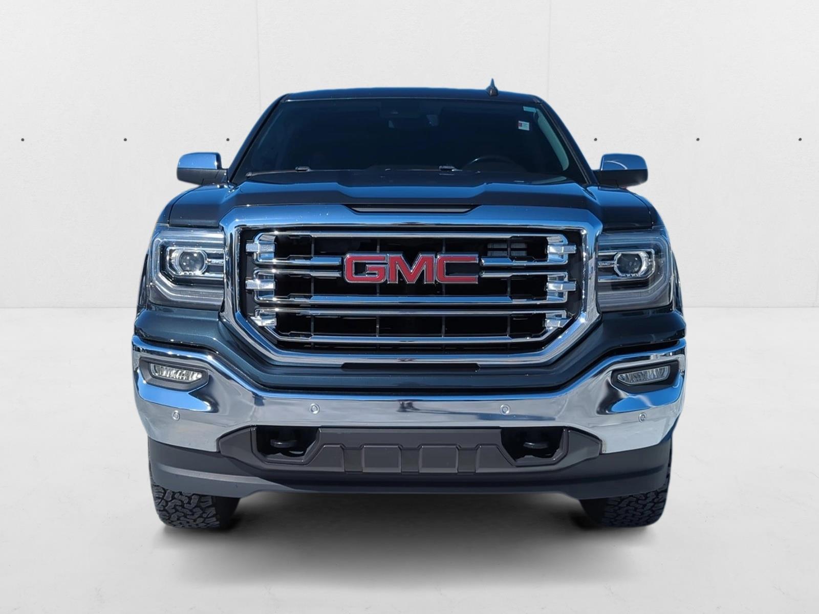 2018 Gmc Sierra 1500 SLT photo 2