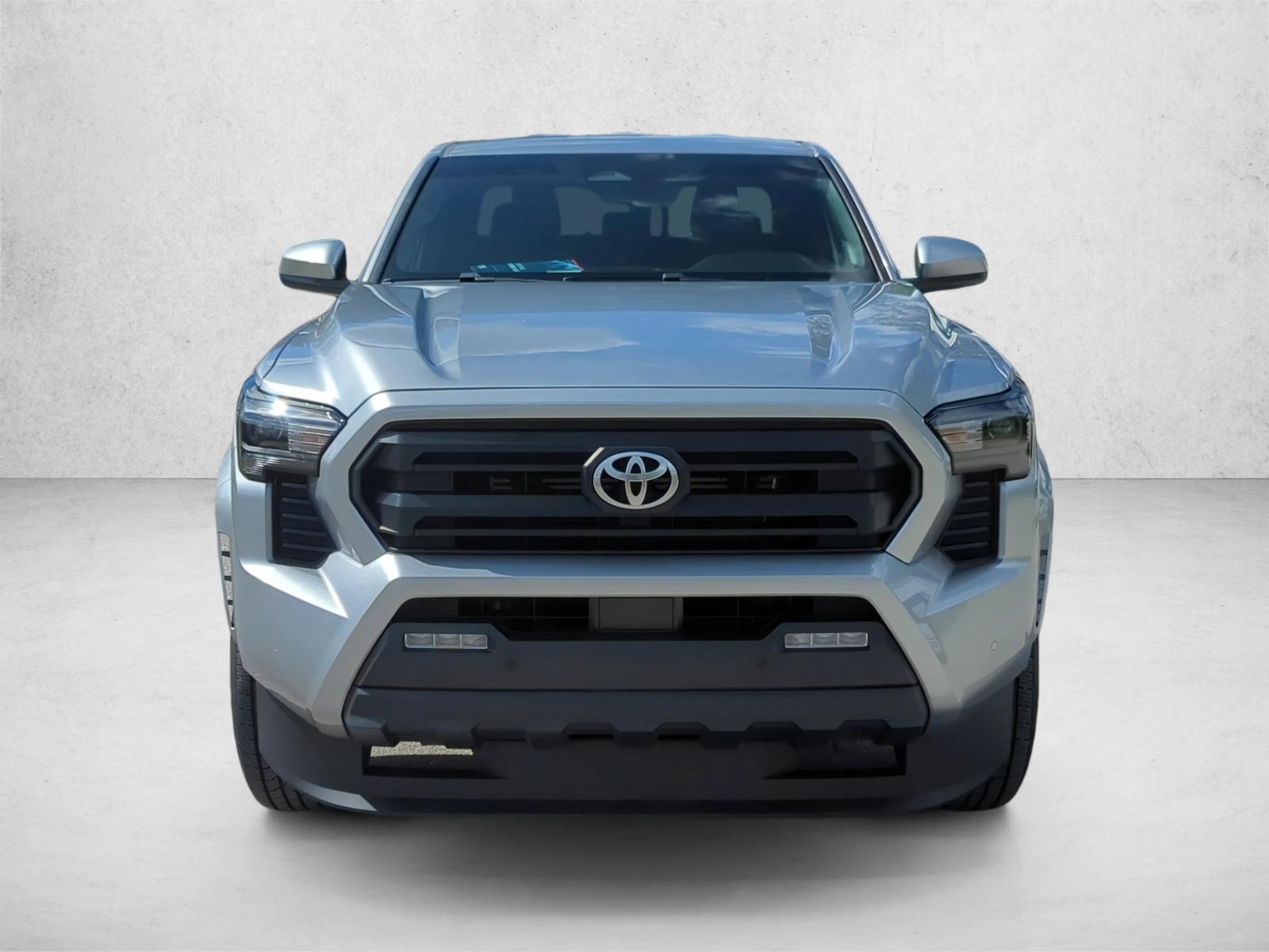2024 Toyota Tacoma SR5 Double Cab photo 2