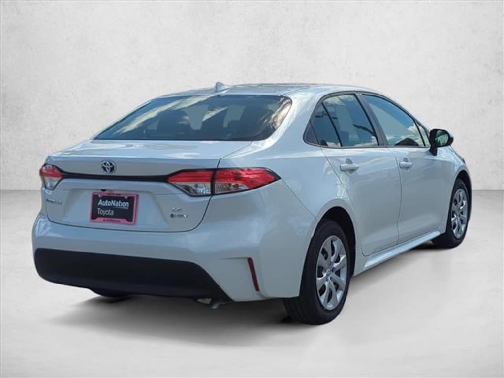 Certified 2025 Toyota Corolla Hybrid LE Sedan