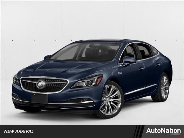 2017 Buick LaCrosse Essence's photo