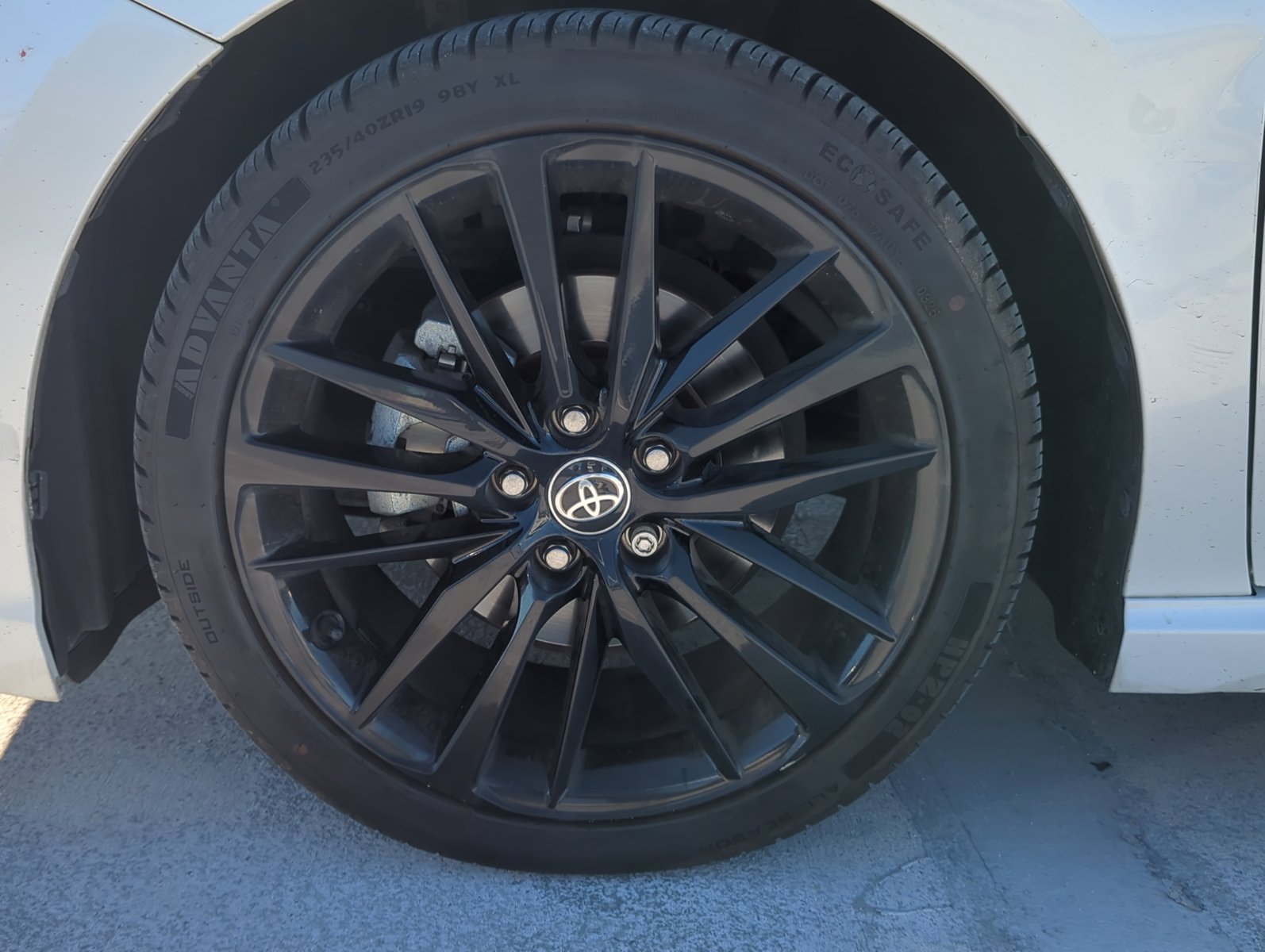 2023 Toyota Camry XSE photo 4