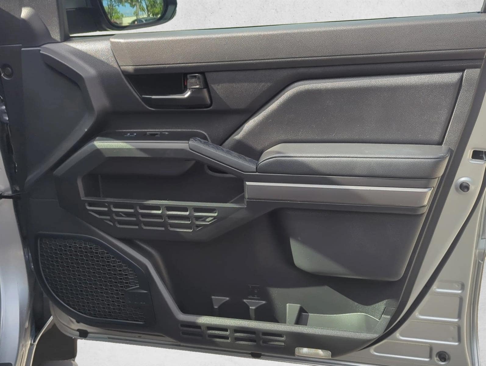 2024 Toyota Tacoma SR5 - Photo 25