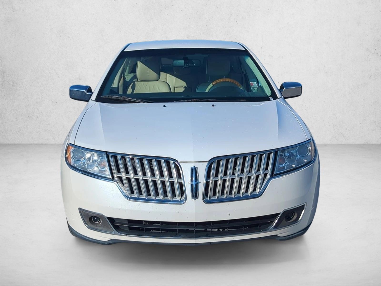 2011 Lincoln MKZ Base photo 2