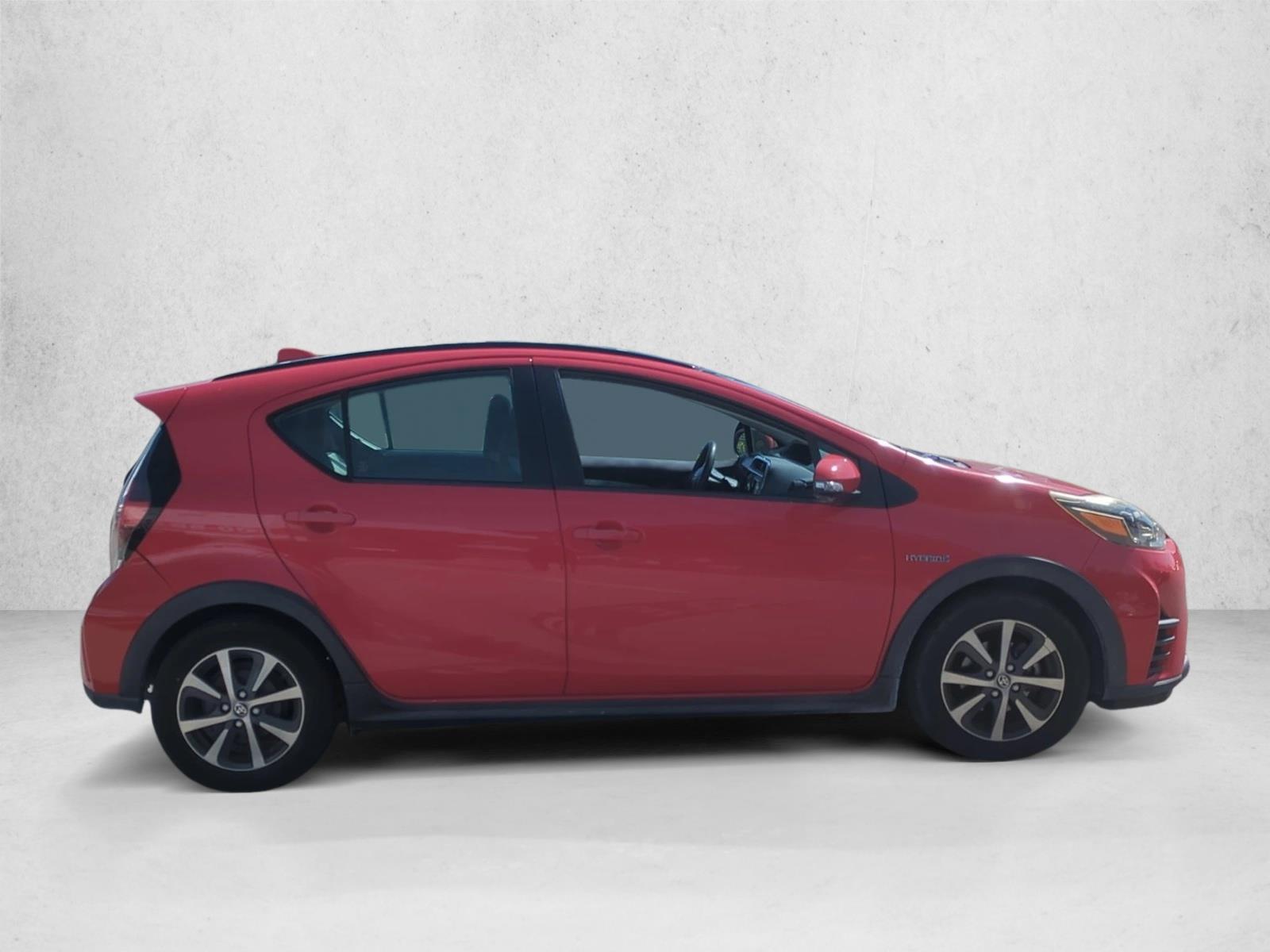 2018 Toyota Prius C One photo 4