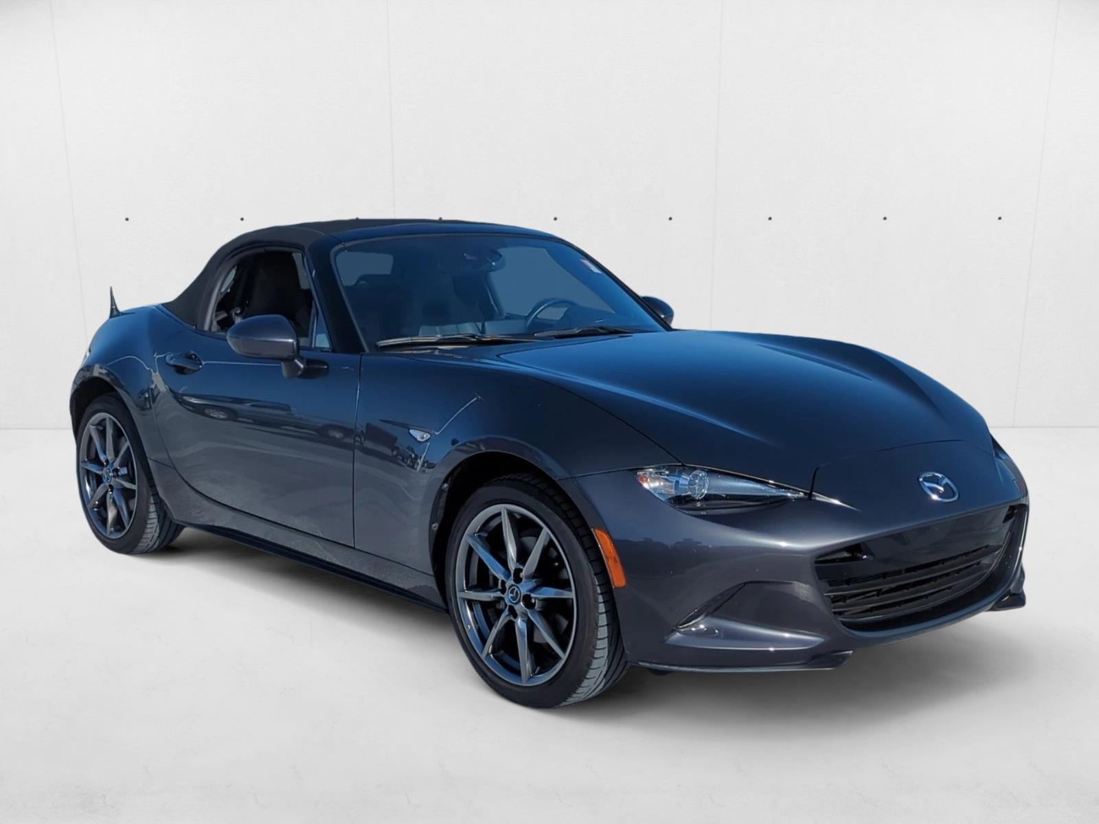 2022 Mazda MX-5 Miata Miata Grand Touring photo 3