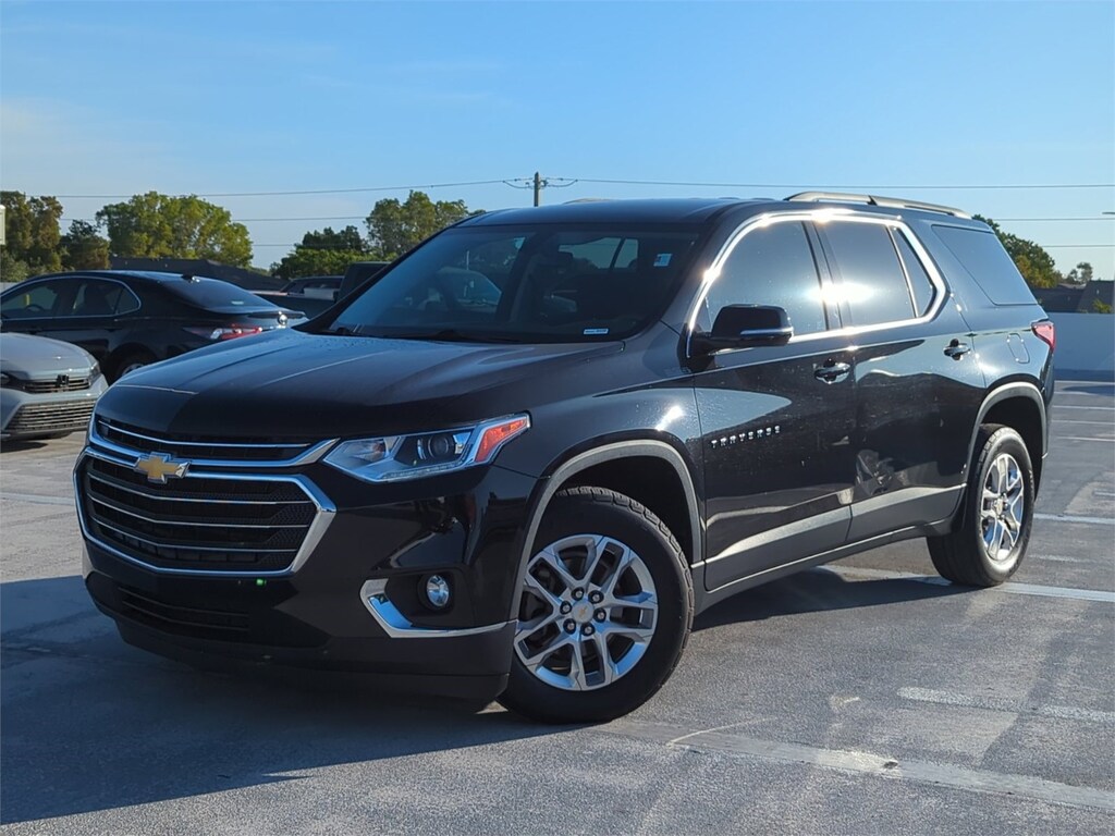Used 2020 Chevrolet Traverse LT Cloth w/1LT SUV
