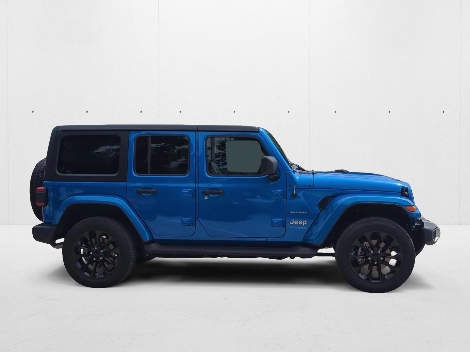 2021 Jeep Wrangler 4xe Unlimited Sahara photo 3