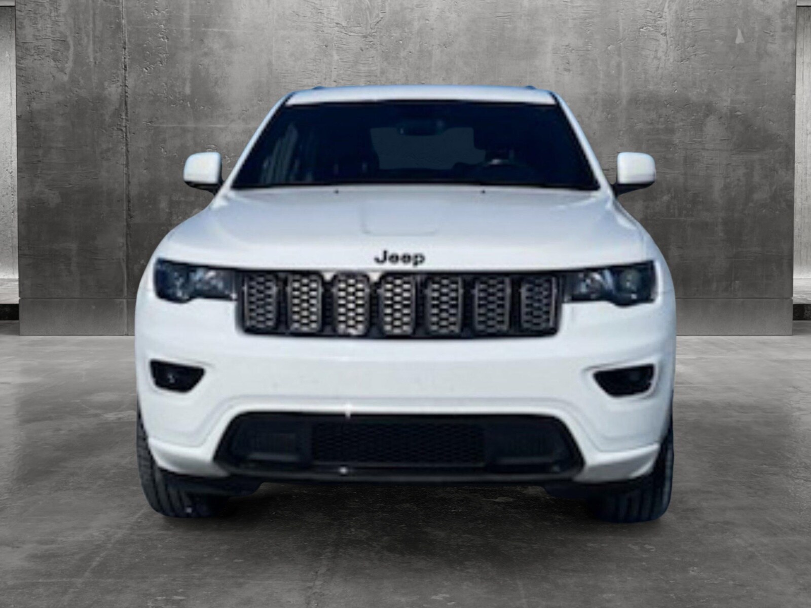 Used 2019 Jeep Grand Cherokee Altitude with VIN 1C4RJEAG4KC763251 for sale in Fort Myers, FL