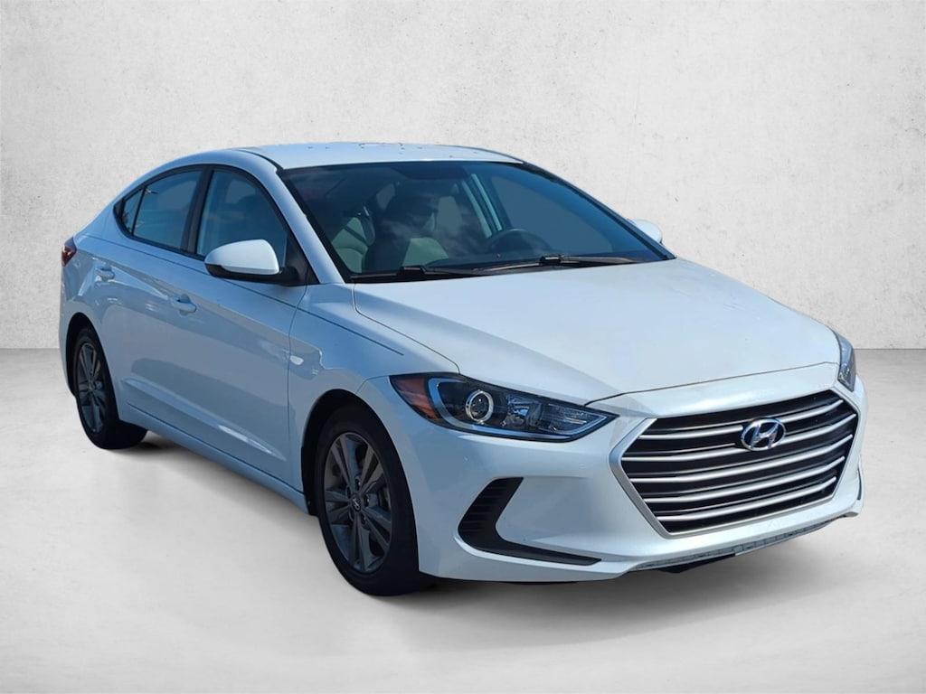 Used 2017 Hyundai Elantra SE Sedan