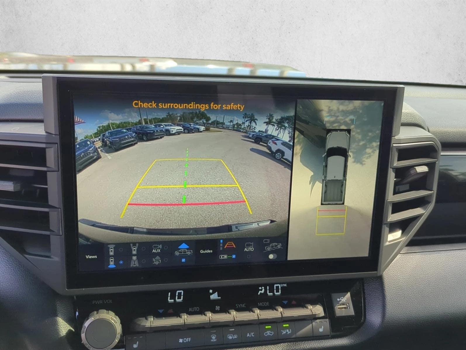 2026 Toyota Tundra SR5 - Photo 21