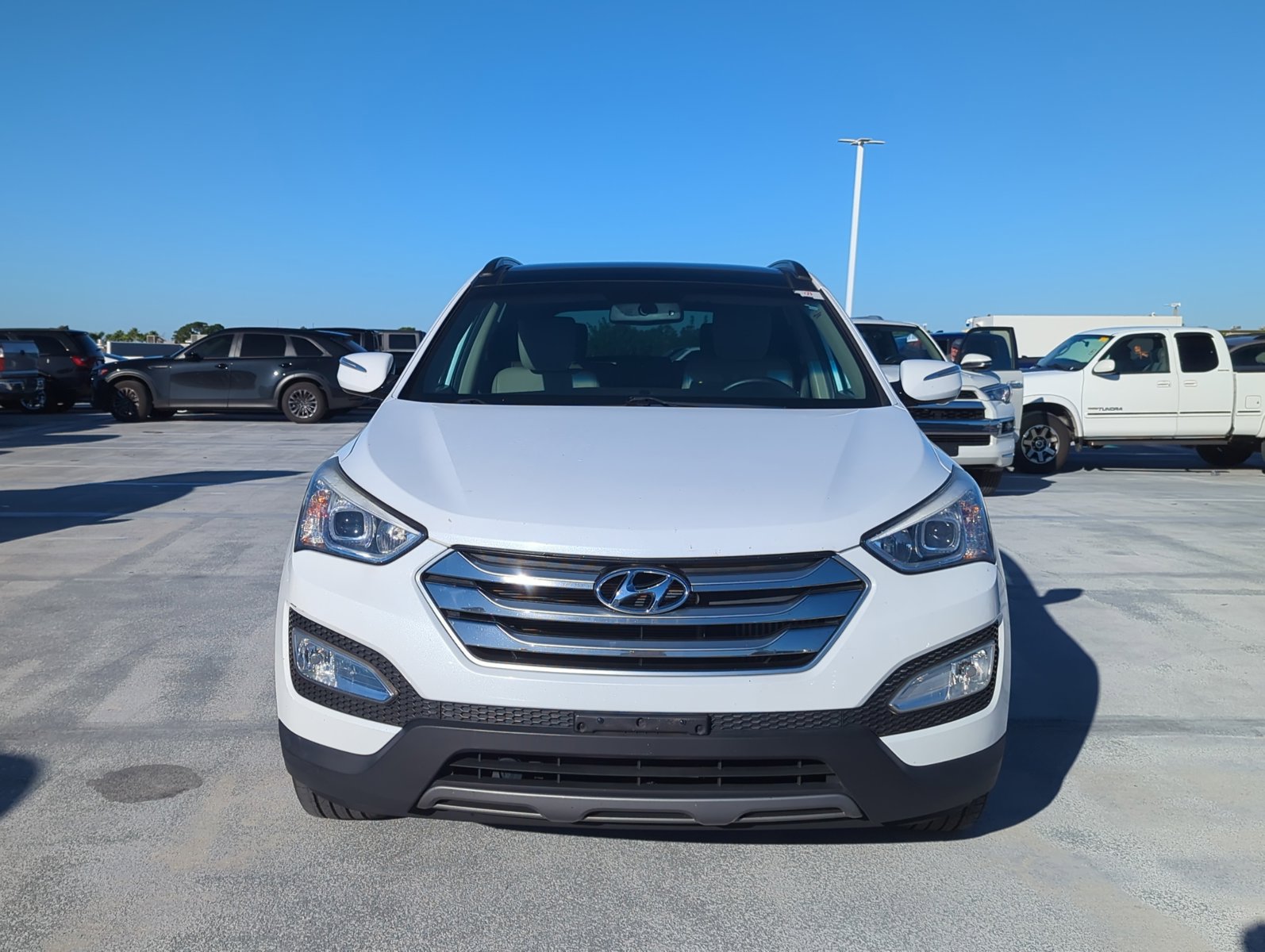 2016 Hyundai Santa Fe Sport 2.0T photo 2