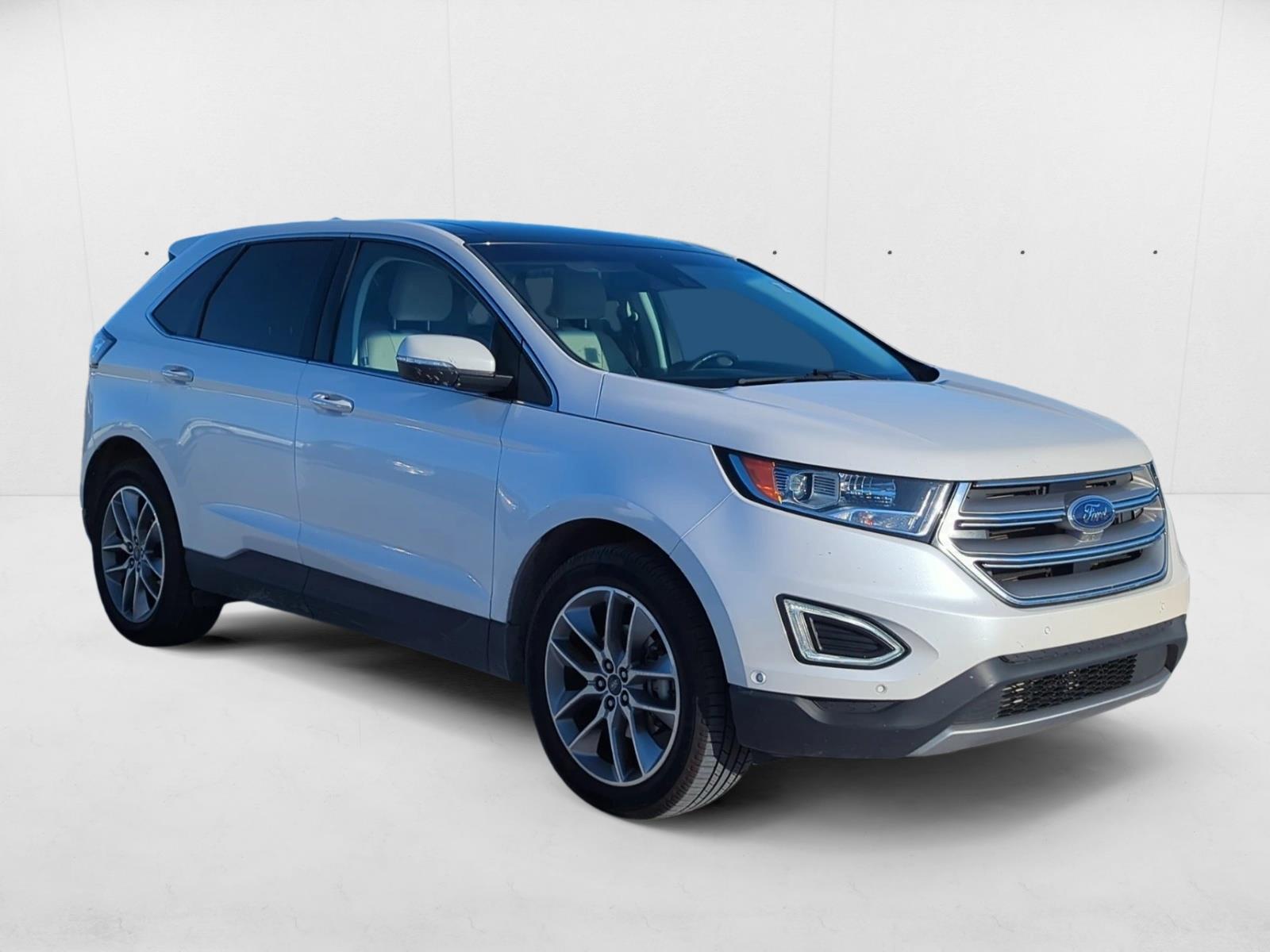 2018 Ford Edge Titanium photo 3