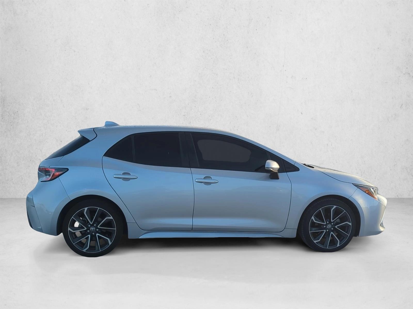 2022 Toyota Corolla XSE photo 4