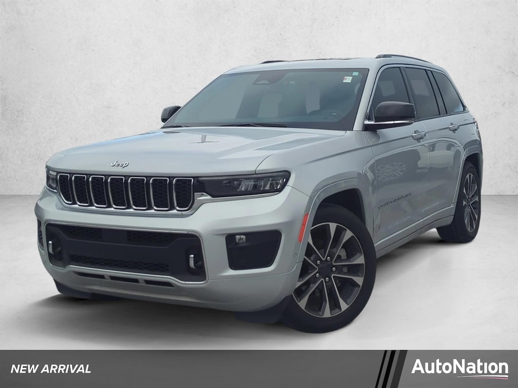 Used 2023 Jeep Grand Cherokee Overland SUV