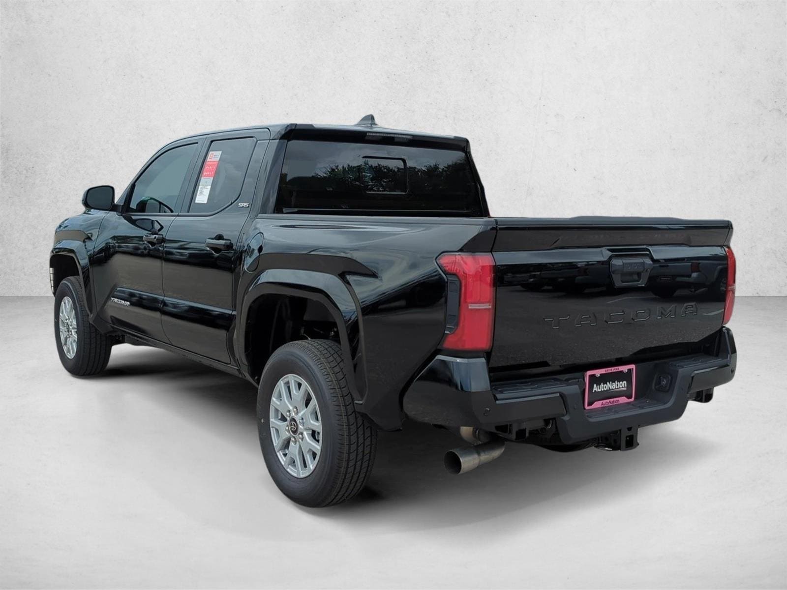 2025 Toyota Tacoma SR5 - Photo 7