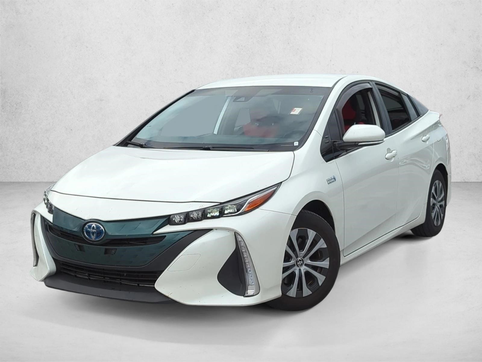 2020 Toyota Prius Prime LE's photo