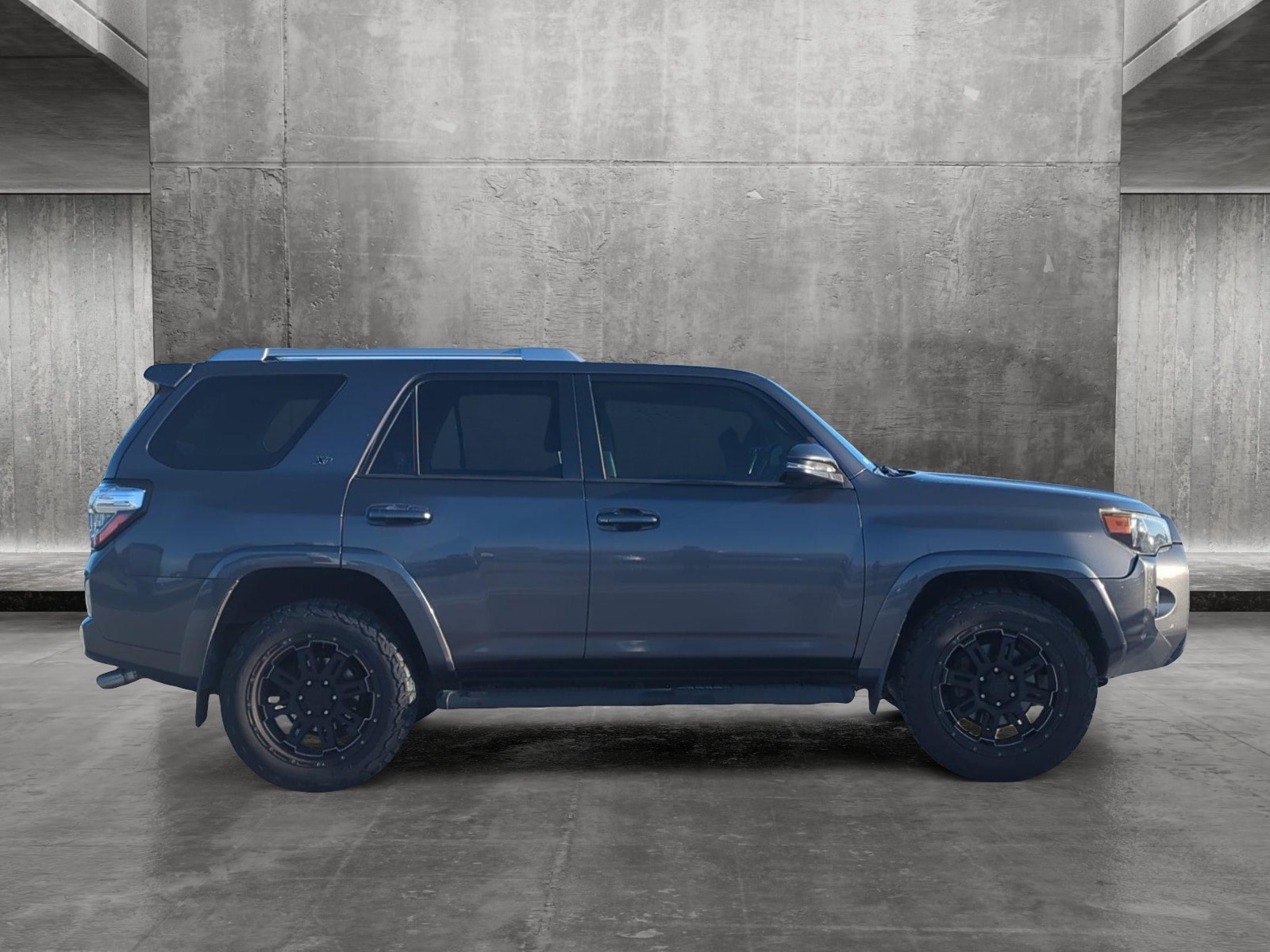 Used 2015 Toyota 4Runner SR5 Premium with VIN JTEZU5JR5F5092557 for sale in Fort Myers, FL