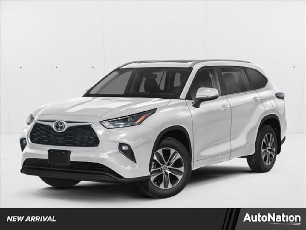 Used 2024 Toyota Highlander XLE SUV