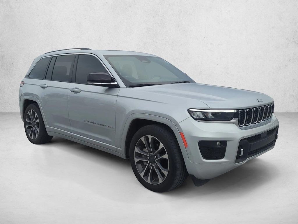 Used 2023 Jeep Grand Cherokee Overland SUV