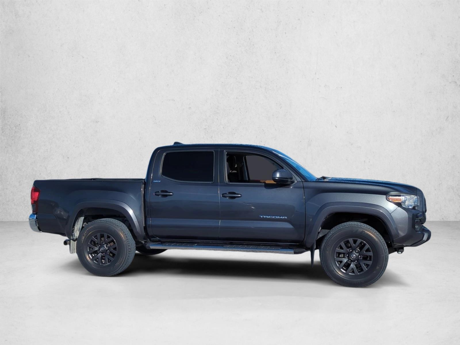 2020 Toyota Tacoma SR5 V6 Double Cab photo 4