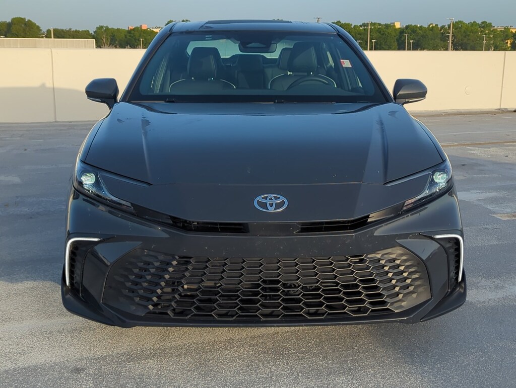 Used 2025 Toyota Camry SE Sedan