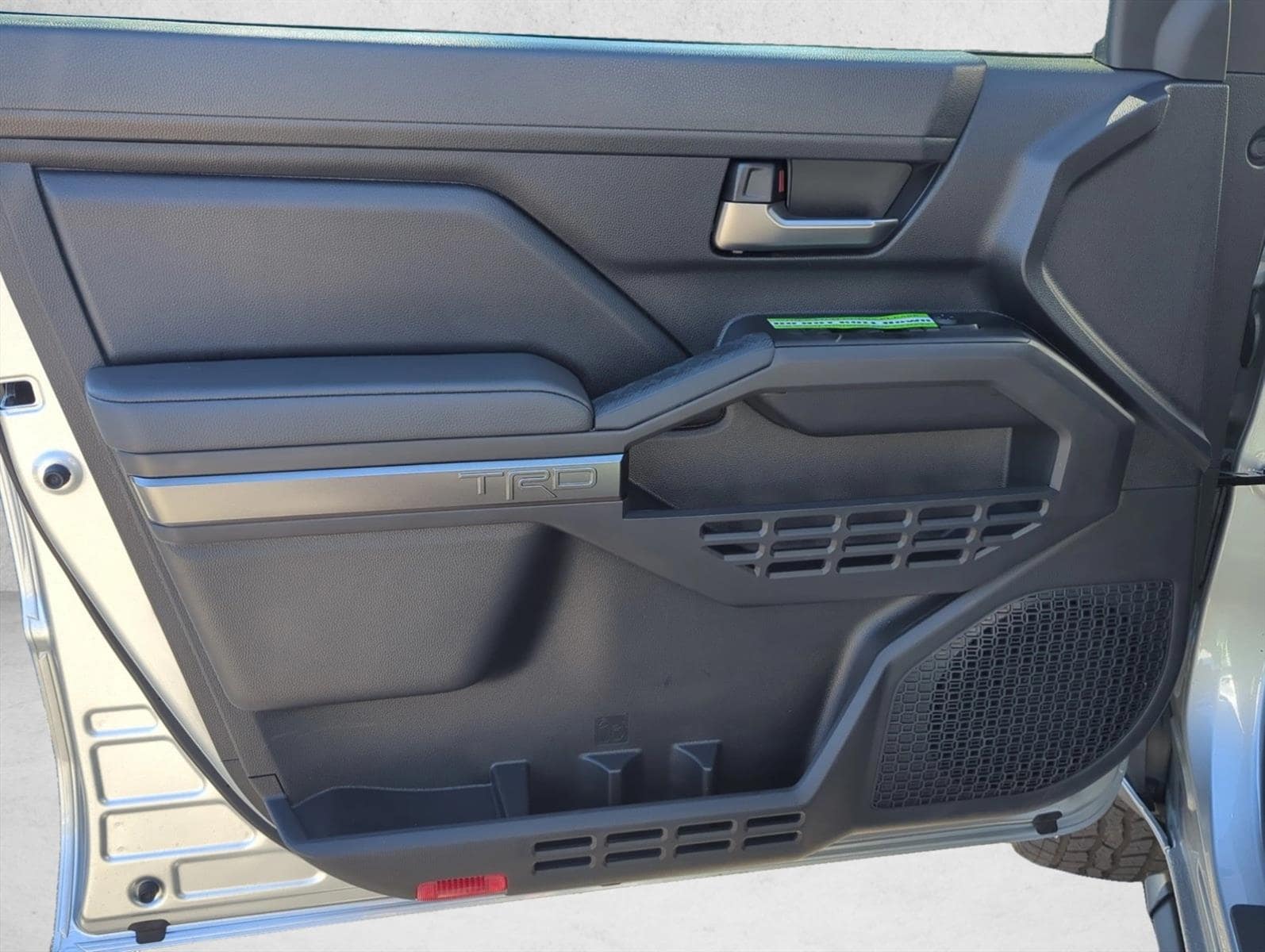 2025 Toyota Tacoma TRD Off Road - Photo 10