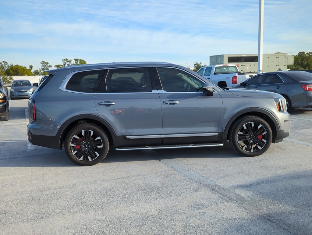Used 2023 Kia Telluride SX SUV