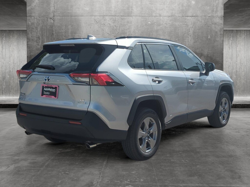 New 2024 Toyota RAV4 Hybrid LE SUV