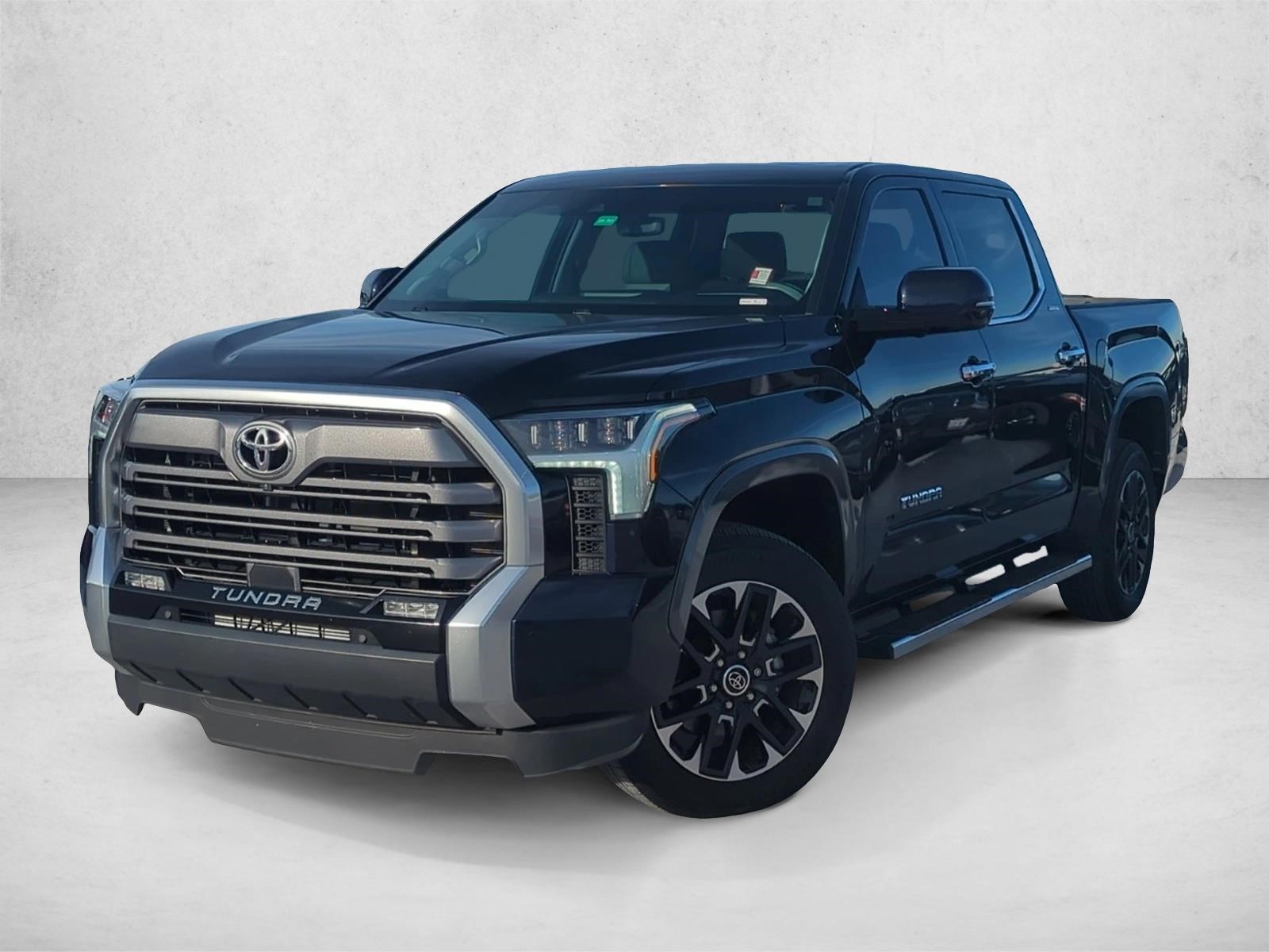 2023 Toyota Tundra Limited's photo