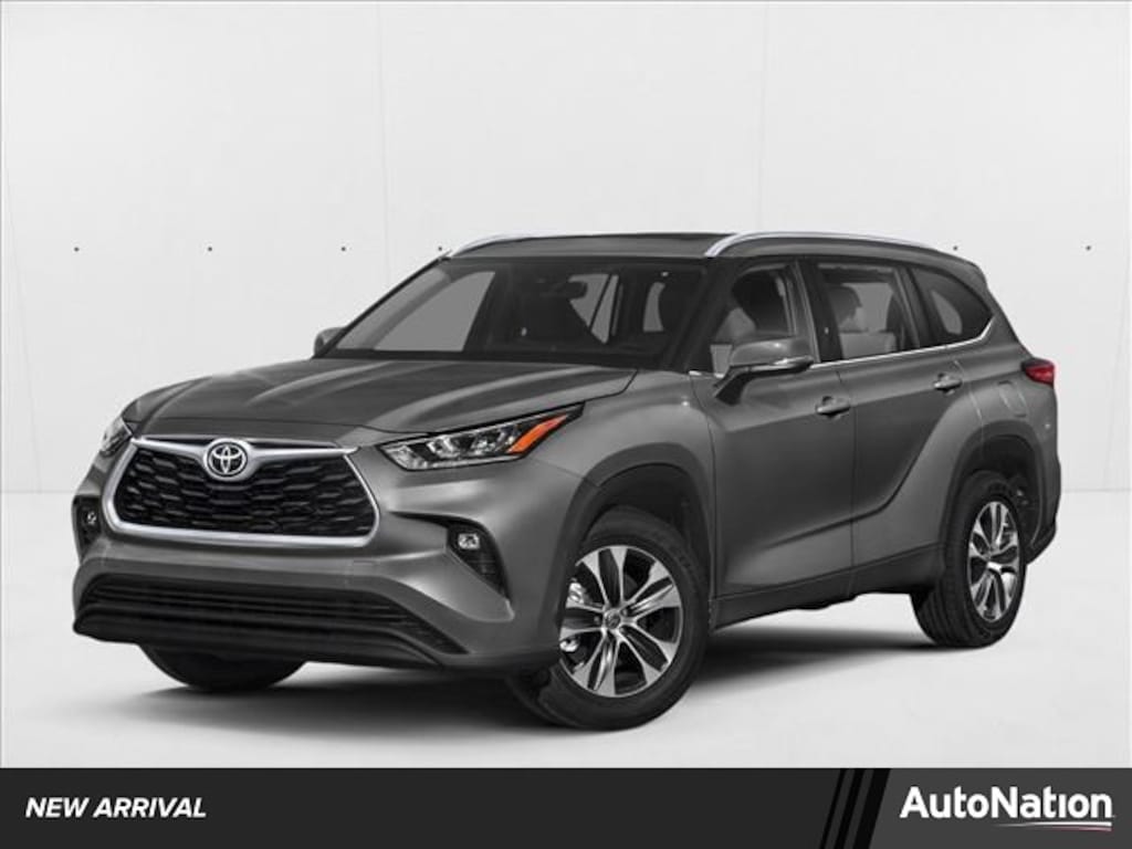 Used 2022 Toyota Highlander XLE SUV