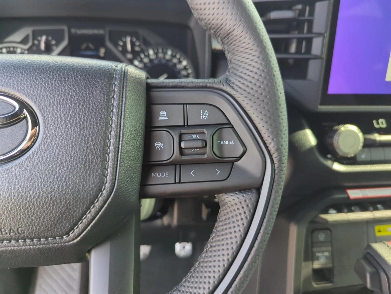 2026 Toyota Tundra SR5 - Photo 18